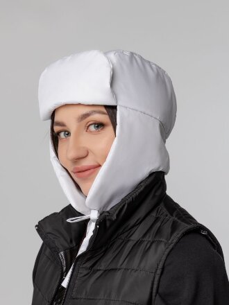 Шапка-ушанка Shelter, белая Шапка-ушанка Shelter, белая
