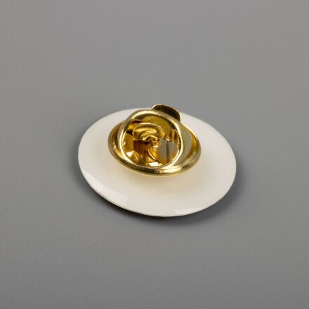 Значки с полимерным покрытием Bete на заказ Значки с полимерным покрытием Bete на заказ