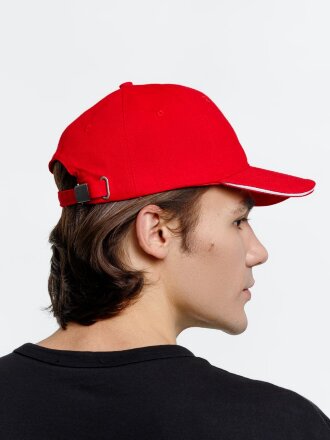 Бейсболка Buffalo, красная с белым Бейсболка Buffalo, красная с белым