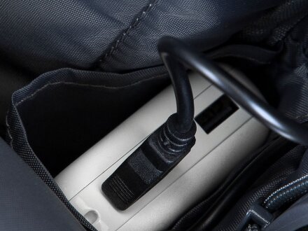 RIVACASE 7562 grey/dark blue рюкзак для ноутбука 15.6'', серый/темно-синий RIVACASE 7562 grey/dark blue рюкзак для ноутбука 15.6'', серый/темно-синий