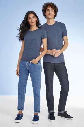 Футболка женская Imperial Fit Women, черная Футболка женская Imperial Fit Women, черная