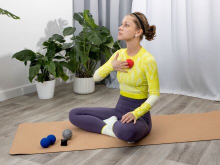 Массажный мяч для MФР Relaxify, красный Массажный мяч для MФР Relaxify, красный