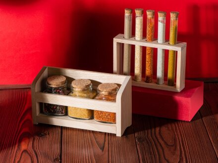 Набор Delish из пяти специй в подставке из бука Набор Delish из пяти специй в подставке из бука