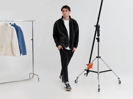 Куртка унисекс Oblako, черная Куртка унисекс Oblako, черная