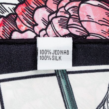 Платок шелковый Delicate, пионы Платок шелковый Delicate, пионы