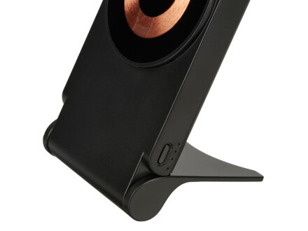 Внешний магнитный аккумулятор MagnIQ, черный, 5000 mAh Внешний магнитный аккумулятор MagnIQ, черный, 5000 mAh