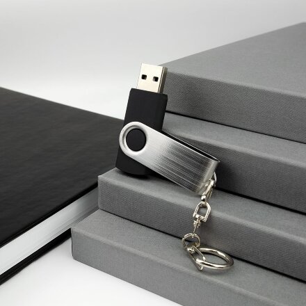 Флешка Twist, черная, 16 Гб Флешка Twist, черная, 16 Гб