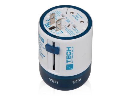 Адаптер с 2-умя USB-портами для зарядки Travel Blue Twist & Slide Adaptor голубой/белый Адаптер с 2-умя USB-портами для зарядки Travel Blue Twist & Slide Adaptor голубой/белый