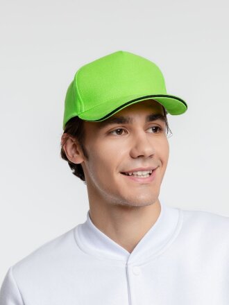 Бейсболка Classic, зеленое яблоко с черным кантом Бейсболка Classic, зеленое яблоко с черным кантом