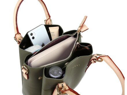 Сумка женская BUGATTI Ella, оливковая, полиуретан, 27х12х23,5 см Сумка женская BUGATTI Ella, оливковая, полиуретан, 27х12х23,5 см