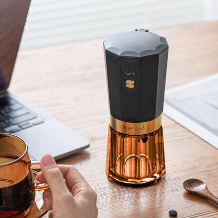 Портативная кофемолка Electric Coffee Grinder, черная с оранжевым Портативная кофемолка Electric Coffee Grinder, черная с оранжевым