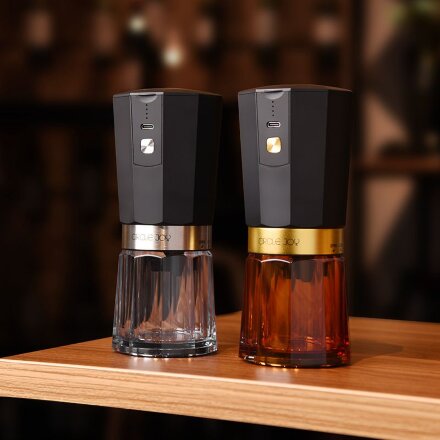 Портативная кофемолка Electric Coffee Grinder, черная с оранжевым Портативная кофемолка Electric Coffee Grinder, черная с оранжевым