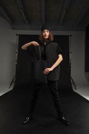 Шопер B4, черный с черными ручками Шопер B4, черный с черными ручками