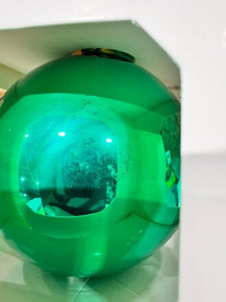 Оформительский шар Finery, 8 см, глянцевый зеленый Оформительский шар Finery, 8 см, глянцевый зеленый