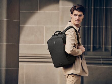 Рюкзак WENGER MX Light 16, серый, 100% полиэстер, 31х20х44 см, 21 л Рюкзак WENGER MX Light 16, серый, 100% полиэстер, 31х20х44 см, 21 л