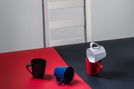 Кружка Modern Bell Classic, глянцевая, белая Кружка Modern Bell Classic, глянцевая, белая