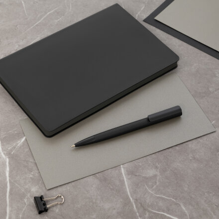 Шариковая ручка Aspen, черная Шариковая ручка Aspen, черная