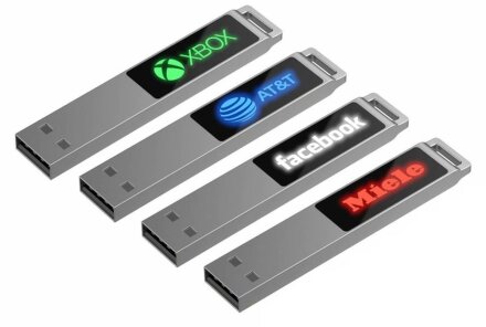 Флешка markBright с зеленой подсветкой, 16 Гб Флешка markBright с зеленой подсветкой, 16 Гб