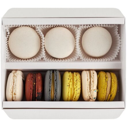 Набор из 9 пирожных макарон Набор из 9 пирожных макарон