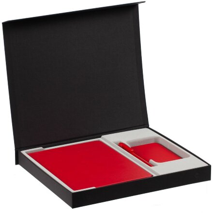 Коробка Daily под ежедневник, аккумулятор и ручку, черная Коробка Daily под ежедневник, аккумулятор и ручку, черная