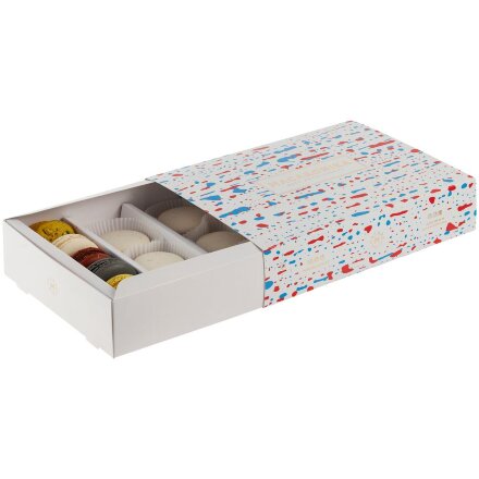 Набор из 18 пирожных макарон Набор из 18 пирожных макарон