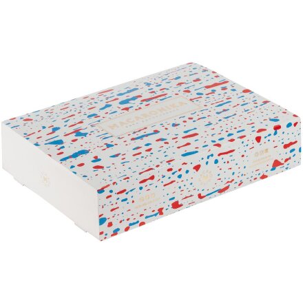 Набор из 18 пирожных макарон Набор из 18 пирожных макарон