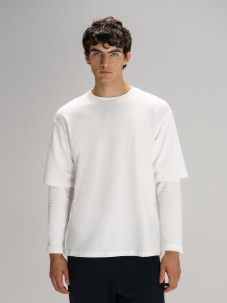 Футболка оверсайз с двойным рукавом Kosmos, молочно-белая Футболка оверсайз с двойным рукавом Kosmos, молочно-белая