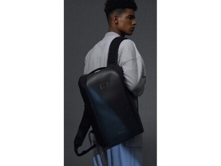 Атикражный рюкзак FlipPack для ноутбука 15.6, черный