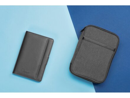 Органайзер с зарядным устройством Wanderer, 4000 mAh, темно-синий Органайзер с зарядным устройством Wanderer, 4000 mAh, темно-синий