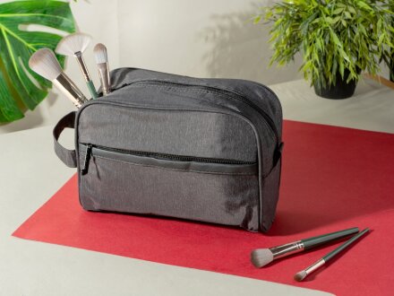 Дорожный несессер District, темно-серый Дорожный несессер District, темно-серый