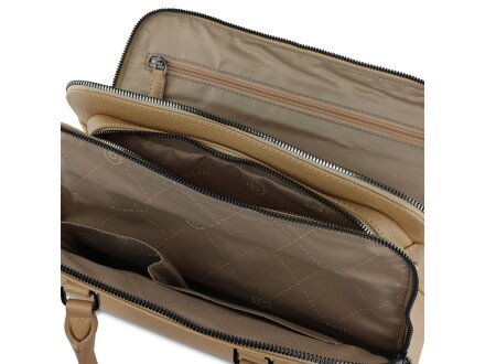 Сумка женская BUGATTI Elsa, песочного цвета, воловья кожа/полиэстер, 32х13х22 см Сумка женская BUGATTI Elsa, песочного цвета, воловья кожа/полиэстер, 32х13х22 см