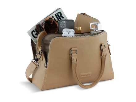 Сумка женская BUGATTI Elsa, песочного цвета, воловья кожа/полиэстер, 32х13х22 см Сумка женская BUGATTI Elsa, песочного цвета, воловья кожа/полиэстер, 32х13х22 см