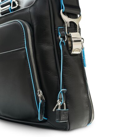 Сумка с отделением для ноутбука Piquadro Blue Square, черная Сумка с отделением для ноутбука Piquadro Blue Square, черная