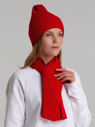 Шапка Yong, красная (алая) Шапка Yong, красная (алая)