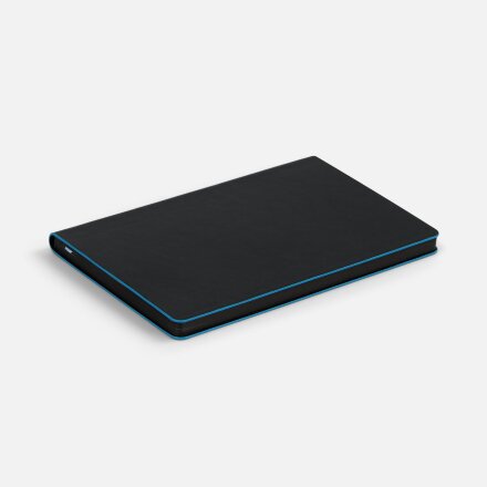 Ежедневник Trait, недатированный, черный с голубым Ежедневник Trait, недатированный, черный с голубым