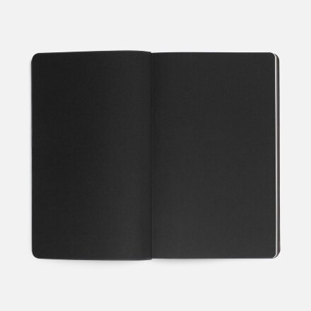 Ежедневник Trait, недатированный, черный с голубым Ежедневник Trait, недатированный, черный с голубым