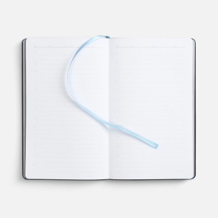 Ежедневник Trait, недатированный, черный с голубым Ежедневник Trait, недатированный, черный с голубым