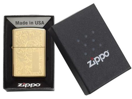Зажигалка ZIPPO Venetian с покрытием High Polish Brass, латунь/сталь, золотистая, 38x13x57 мм Зажигалка ZIPPO Venetian с покрытием High Polish Brass, латунь/сталь, золотистая, 38x13x57 мм