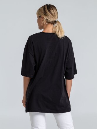 Футболка оверсайз «He is So Pretty. Давид», черная Футболка оверсайз «He is So Pretty. Давид», черная