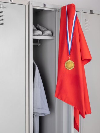 Медаль Regalia, большая, золотистая Медаль Regalia, большая, золотистая