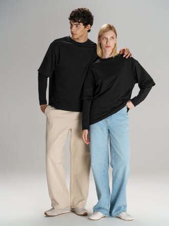 Футболка оверсайз с двойным рукавом Kosmos, черная Футболка оверсайз с двойным рукавом Kosmos, черная