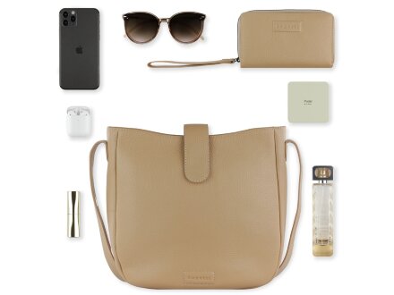 Сумка женская BUGATTI Elsa, песочного цвета, воловья кожа/полиэстер, 29х8х27 см Сумка женская BUGATTI Elsa, песочного цвета, воловья кожа/полиэстер, 29х8х27 см