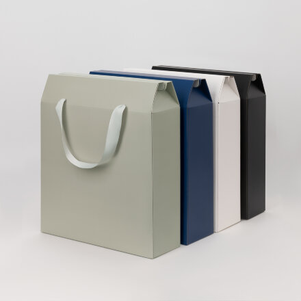 Подарочная коробка-пакет универсальная большая, черная Подарочная коробка-пакет универсальная большая, черная