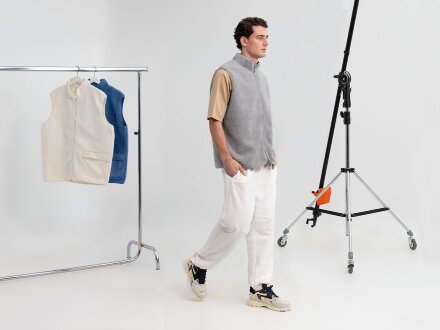 Жилет унисекс Oblako, светло-серый Жилет унисекс Oblako, светло-серый