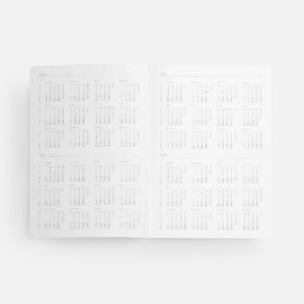 Ежедневник Nebraska Flex, недатированный, синий с серебром Ежедневник Nebraska Flex, недатированный, синий с серебром