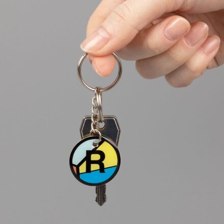 Брелок с полимерным покрытием Harz на заказ Брелок с полимерным покрытием Harz на заказ