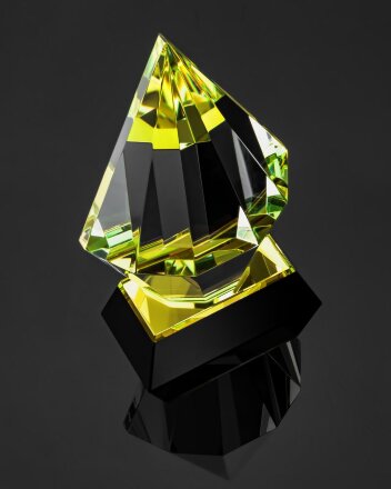 Награда Adamant Награда Adamant