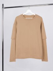 Футболка оверсайз с двойным рукавом Kosmos, бежевая Футболка оверсайз с двойным рукавом Kosmos, бежевая