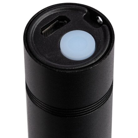 Фонарик аккумуляторный с фокусировкой луча Kirk, черный Фонарик аккумуляторный с фокусировкой луча Kirk, черный