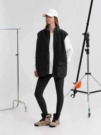 Жилет унисекс Oblako, черный Жилет унисекс Oblako, черный